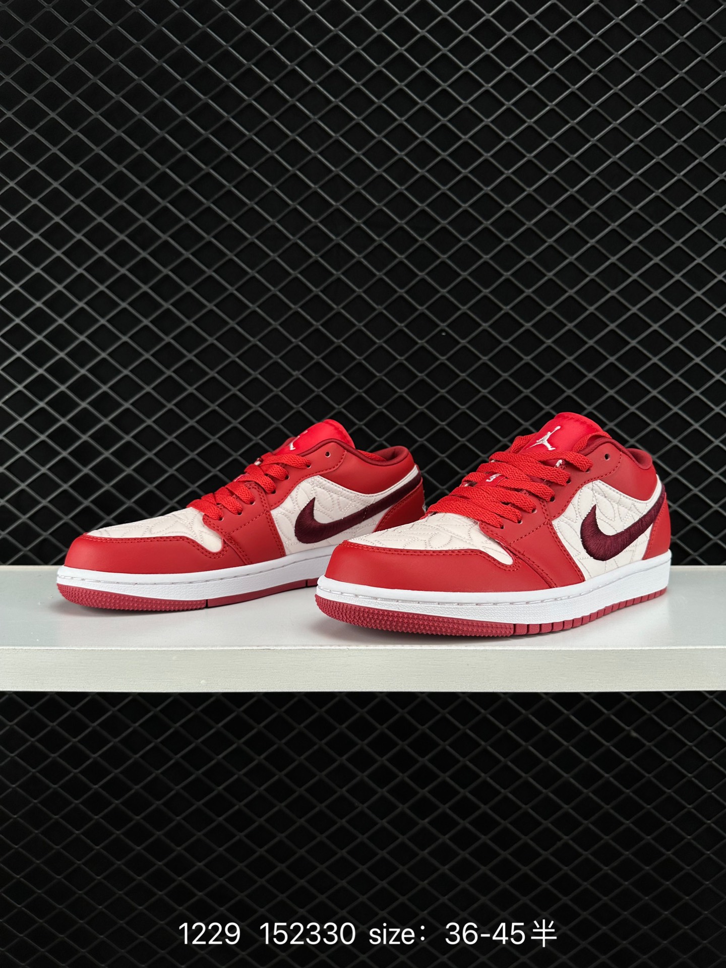 Air Jordan 1 Low AJ1